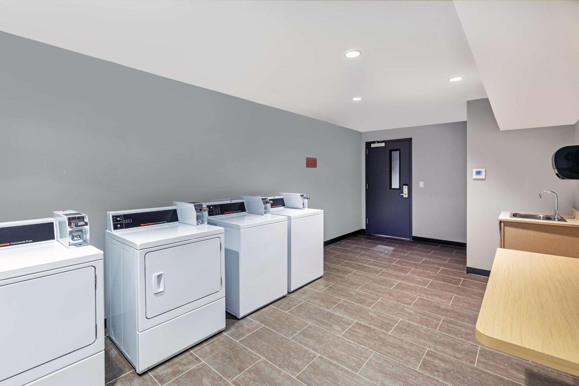 Home2 Suites By Hilton Laredo, Tx Eksteriør billede
